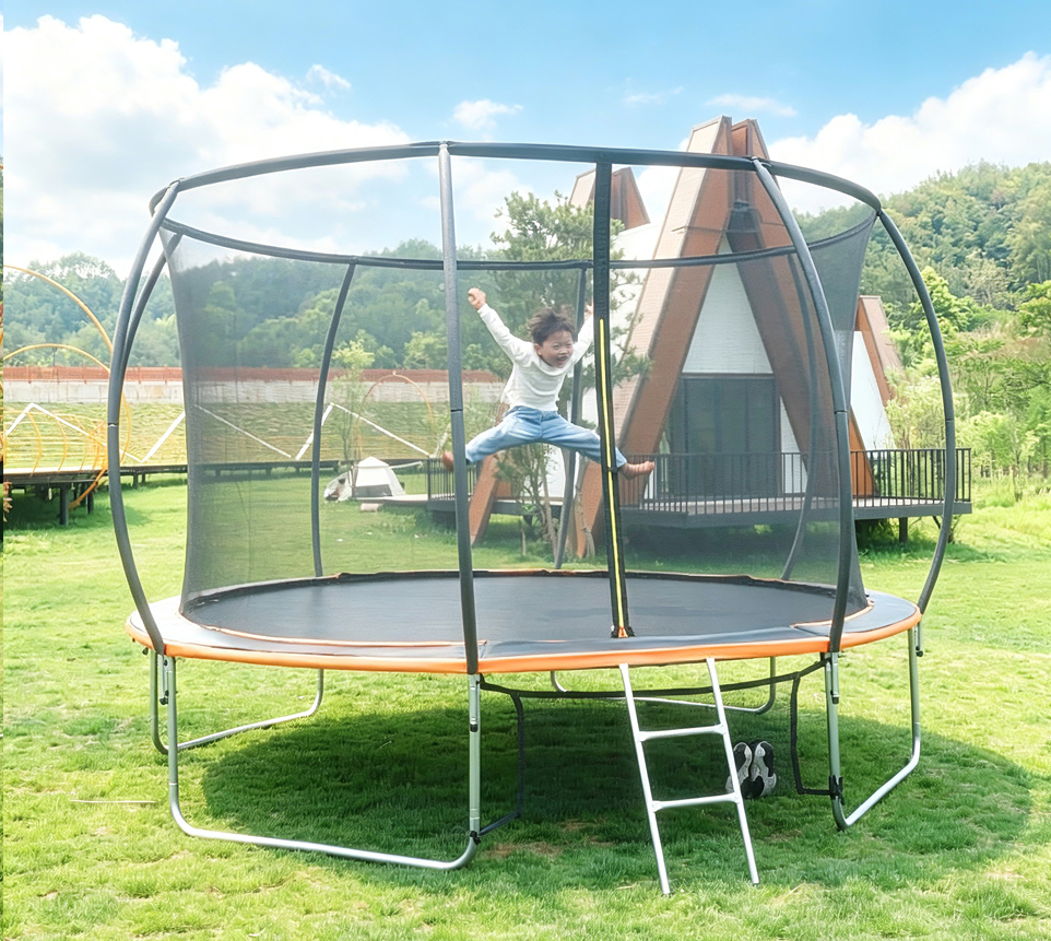Trampoline with Inside Net